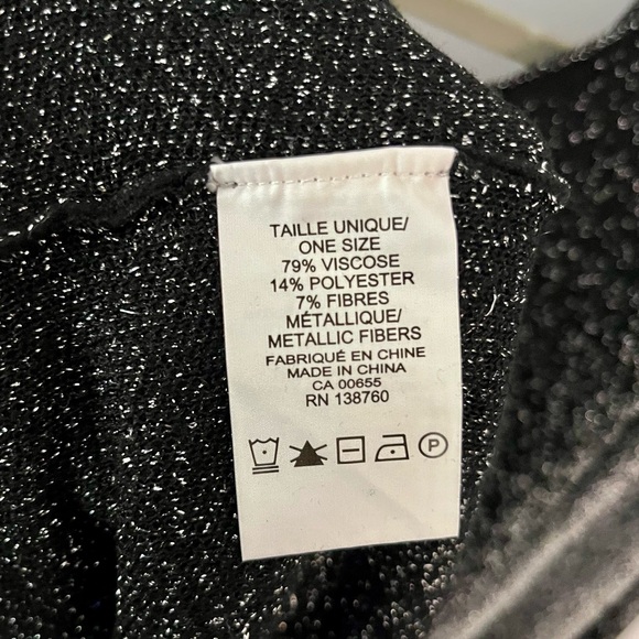 EUC O/S Penningtons Two-Toned Shimmering Sweater Cape - Picture 6 of 6